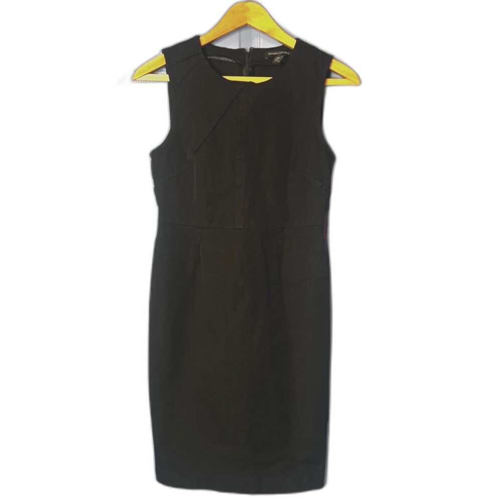Banana Republic Black Sleeveless Bodycon Seam Detail Sheath Dress Size 4P